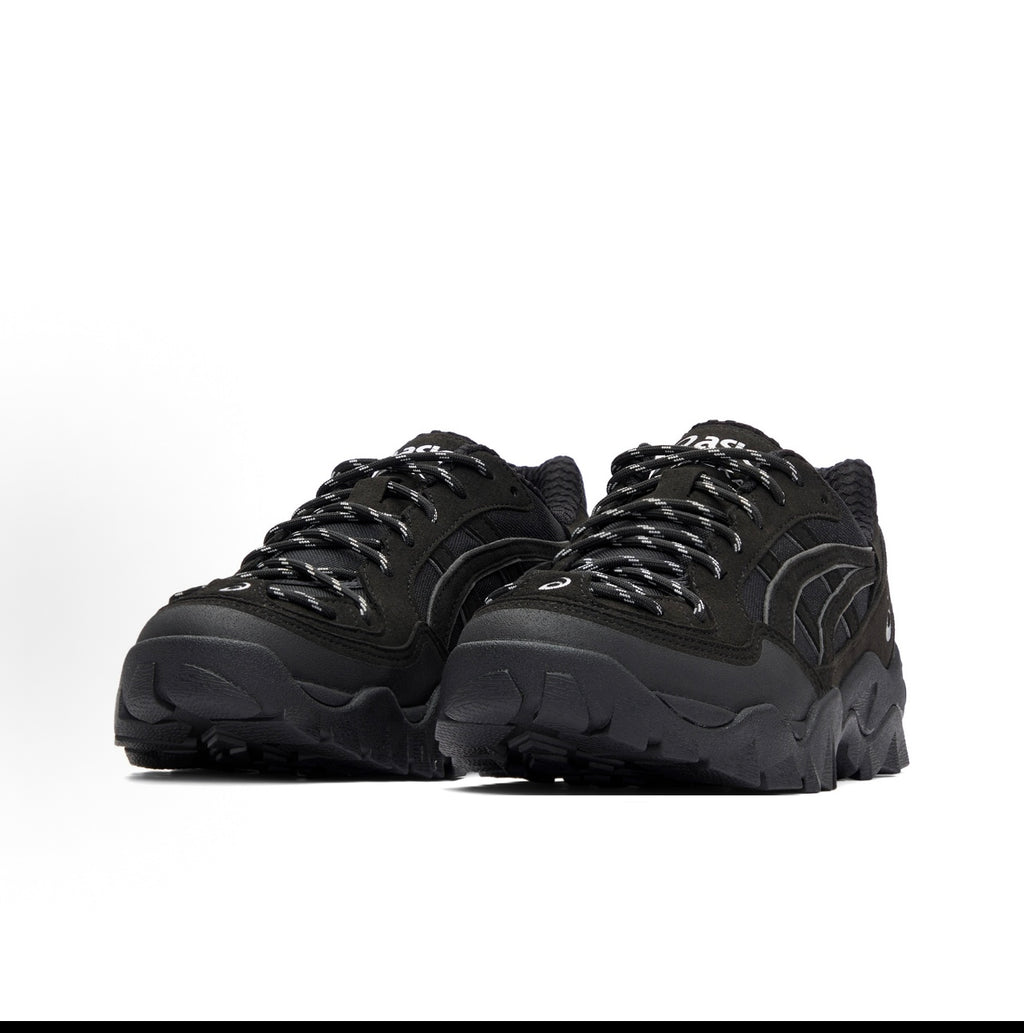 ASICS Pickax Hiking Shoes – Black