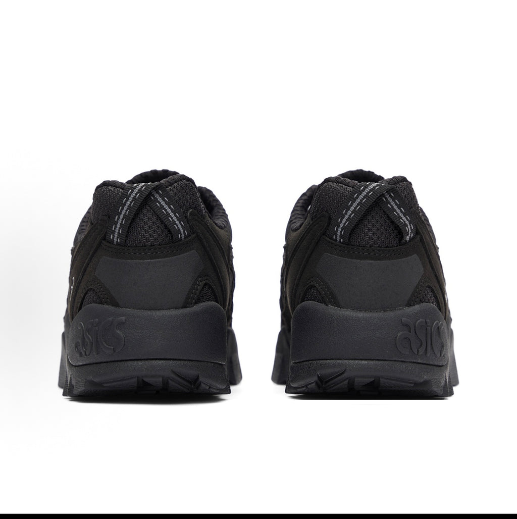 ASICS Pickax Hiking Shoes – Black