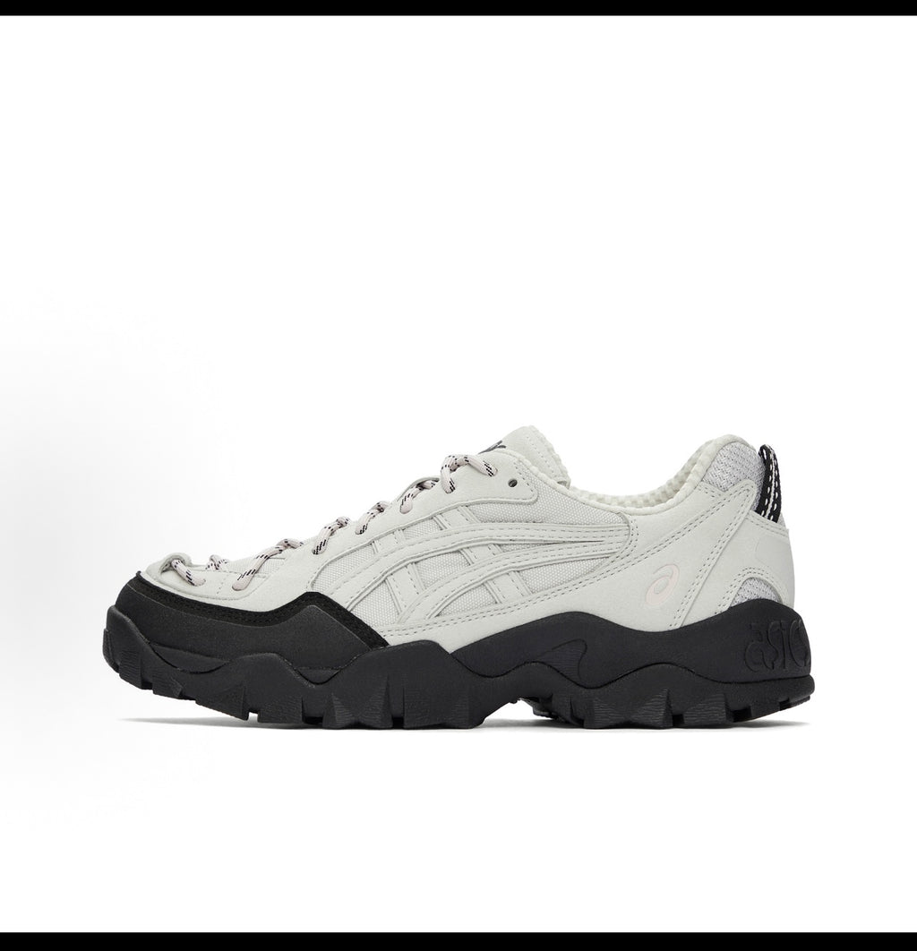 ASICS Pickax Hiking Shoes – Black