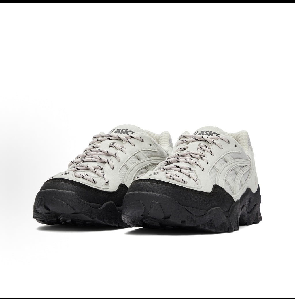 ASICS Pickax Hiking Shoes – Black