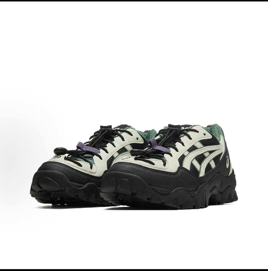 ASICS Pickax Hiking Shoes – Black