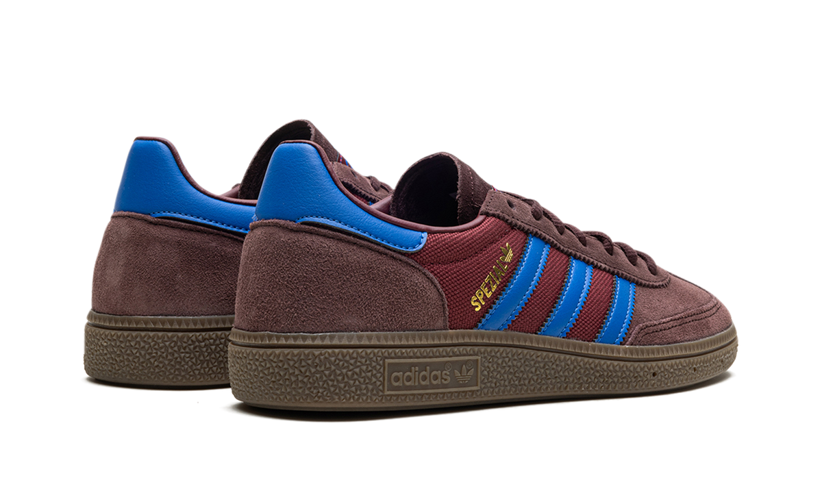 Handball Spezial "Night Red Blue" IF9530